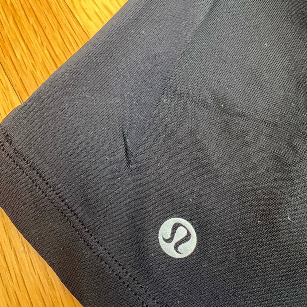 Lululemon Train To Be Short Sleeve Black - Picture 4 of 5